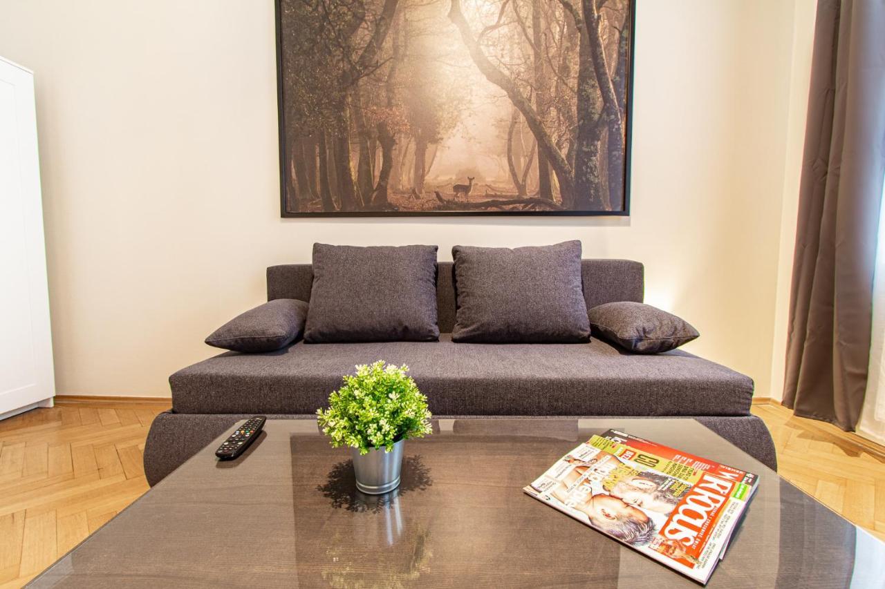 Lindengasse Apartament *