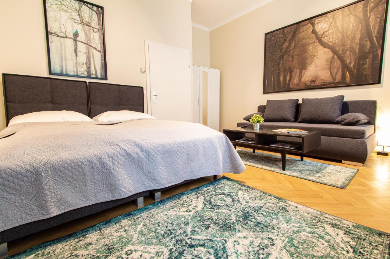 Apartament Lindengasse Wiedeń